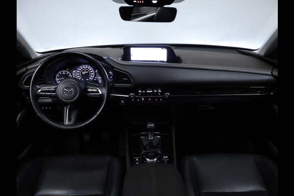 Mazda CX-30 2.0 e-SkyActiv-X M Hybrid Luxury Sport (SCHUIFDAK,APPLE CARPLAY,CAMERA,NAVI,STOEL/STUUR VERWARMING,GETINT,LEDER,LED)