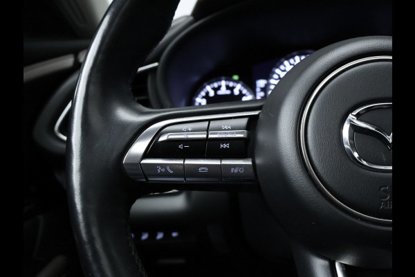 Mazda CX-30 2.0 e-SkyActiv-X M Hybrid Luxury Sport (SCHUIFDAK,APPLE CARPLAY,CAMERA,NAVI,STOEL/STUUR VERWARMING,GETINT,LEDER,LED)