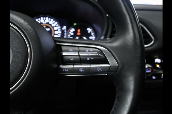 Mazda CX-30 2.0 e-SkyActiv-X M Hybrid Luxury Sport (SCHUIFDAK,APPLE CARPLAY,CAMERA,NAVI,STOEL/STUUR VERWARMING,GETINT,LEDER,LED)
