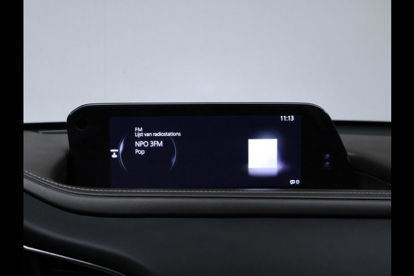 Mazda CX-30 2.0 e-SkyActiv-X M Hybrid Luxury Sport (SCHUIFDAK,APPLE CARPLAY,CAMERA,NAVI,STOEL/STUUR VERWARMING,GETINT,LEDER,LED)