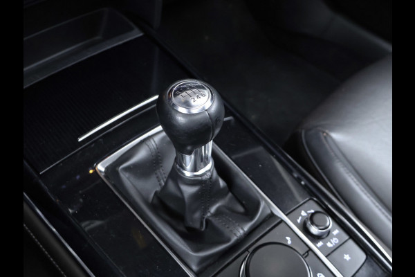 Mazda CX-30 2.0 e-SkyActiv-X M Hybrid Luxury Sport (SCHUIFDAK,APPLE CARPLAY,CAMERA,NAVI,STOEL/STUUR VERWARMING,GETINT,LEDER,LED)