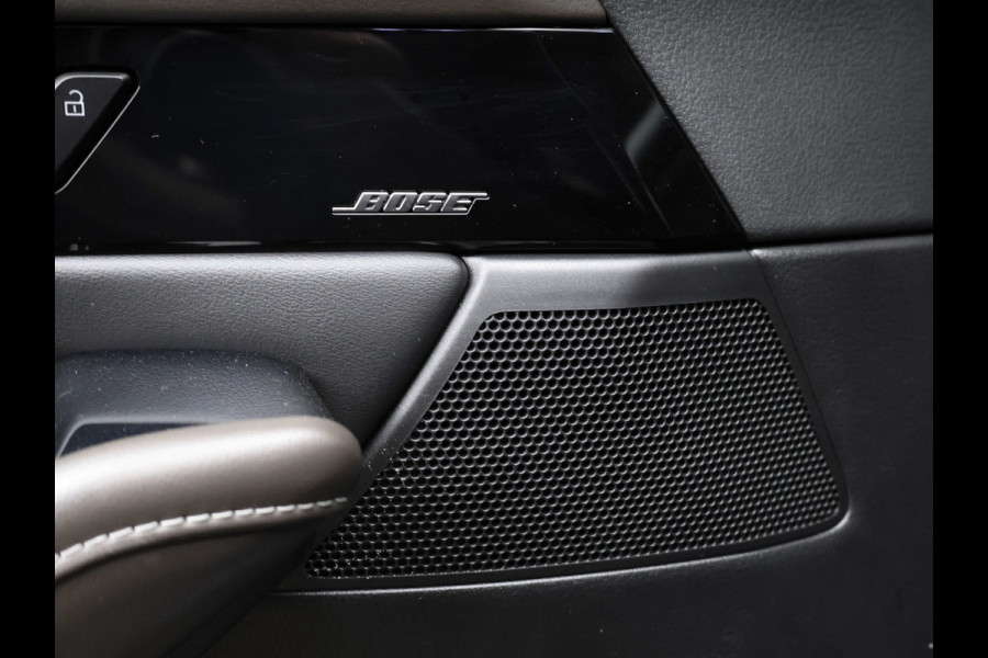 Mazda CX-30 2.0 e-SkyActiv-X M Hybrid Luxury Sport (SCHUIFDAK,APPLE CARPLAY,CAMERA,NAVI,STOEL/STUUR VERWARMING,GETINT,LEDER,LED)