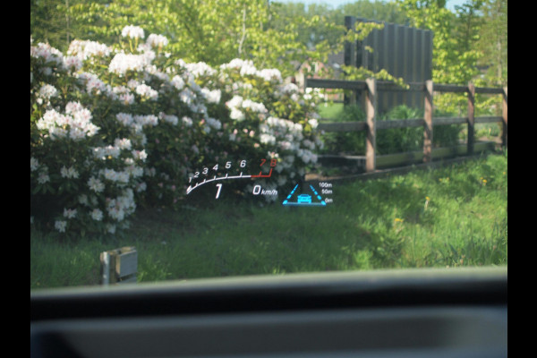 Mercedes-Benz A-Klasse AMG 35 4MATIC Edition 1 | Head-Up Display | Burmester | Camera | Sfeerverlichting | Schaalstoelen |