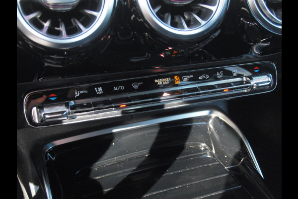 Mercedes-Benz A-Klasse AMG 35 4MATIC Edition 1 | Head-Up Display | Burmester | Camera | Sfeerverlichting | Schaalstoelen |