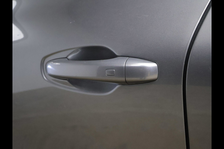 Renault Arkana 1.6 E-Tech Hybrid 145 Zen Sport (APPLE CARPLAY,NAVI,CAMERA,PDC,CLIMATE,CRUISE,GETINT,LED,SPORTSTOELEN,LM VELGEN)