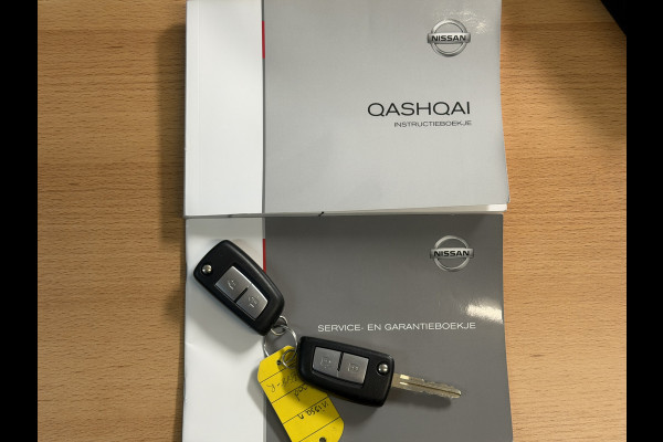 Nissan QASHQAI 1.2 Acenta lage km stand! | lmv 18 inch | leer/alcantara | trekhaak | cruise control