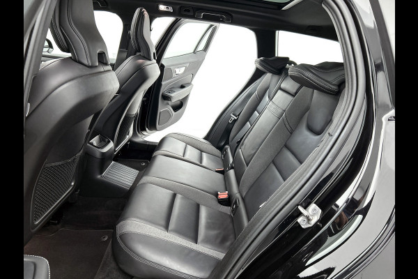 Volvo V60 T8 Hybride SOH 94% AWD R-Design / Panoramadak / Leder / Navigatie / Adap. Cruise / Pdc.V+A / Stuur- Stoelverwarming / Apk 01-2028