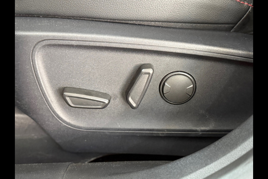 Ford Kuga 2.5 FHEV ST-Line X | 190PK Mild Hybride | HuD | LED | Techno.Pakket | ACC | SYNC 3 | Bang&Olufsen | Rijassistent PRO |