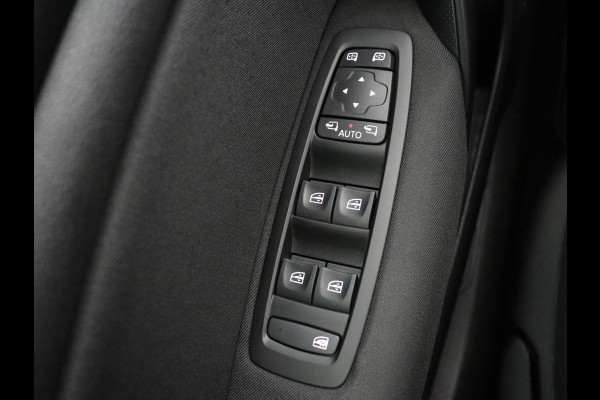 Renault Mégane 1.3 TCe Business Zen | Automaat | Camera | Keyless | Navigatie | Full LED | Climate control | Half leder | Parkeerhulp | Cruise control | Bluetooth