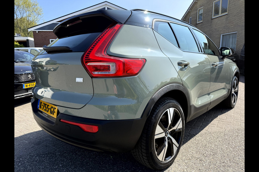 Volvo XC40 Recharge P8 AWD R-Design SOH 92.3%, Leer, Camera, Trekhaak