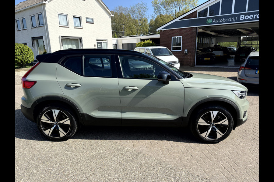 Volvo XC40 Recharge P8 AWD R-Design SOH 92.3%, Leer, Camera, Trekhaak