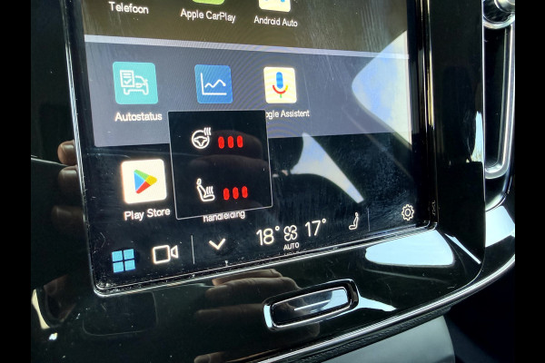 Volvo XC40 Recharge P8 AWD R-Design SOH 92.3%, Leer, Camera, Trekhaak