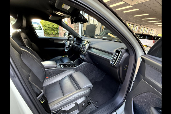 Volvo XC40 Recharge P8 AWD R-Design SOH 92.3%, Leer, Camera, Trekhaak
