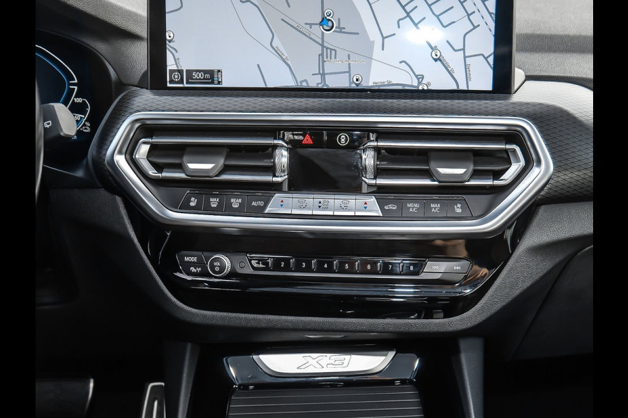BMW X3 xDrive30e M-SPORT ** LED, BRUIN LEDER, PANORAMA, ACC, TREKH, 19-inch LMV ** UNFALLFREI - DEALER ONDERH ** ** INFORMEER OOK NAAR ONZE AANTREKKELIJKE FINANCIAL-LEASE TARIEVEN **