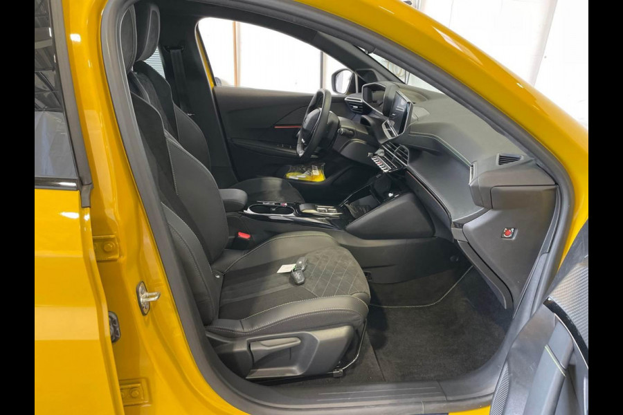 Peugeot e-208 EV GT 50 kWh | 7800 KM | Stoelverwarming | Full Options | WORDT VERWACHT!