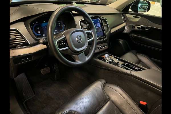 Volvo XC90 2.0 T8 Recharge AWD Ultimate Dark 7P LONG RANGE PANO/LUCHTV/B&W/STOELVENTILATIE/LEDER/H-UP/DAB/360CAM///