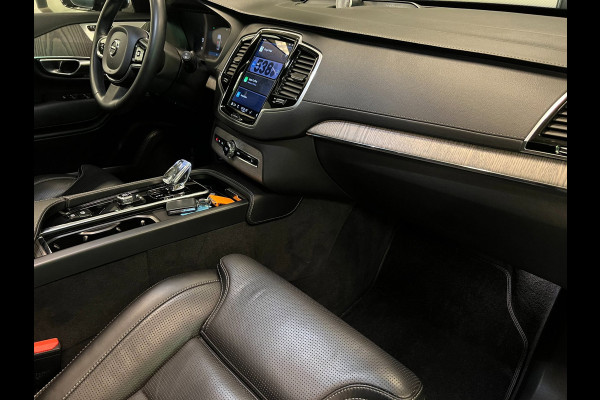 Volvo XC90 2.0 T8 Recharge AWD Ultimate Dark 7P LONG RANGE PANO/LUCHTV/B&W/STOELVENTILATIE/LEDER/H-UP/DAB/360CAM///