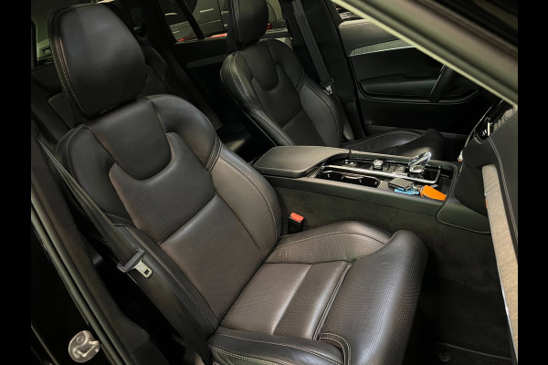 Volvo XC90 2.0 T8 Recharge AWD Ultimate Dark 7P LONG RANGE PANO/LUCHTV/B&W/STOELVENTILATIE/LEDER/H-UP/DAB/360CAM///