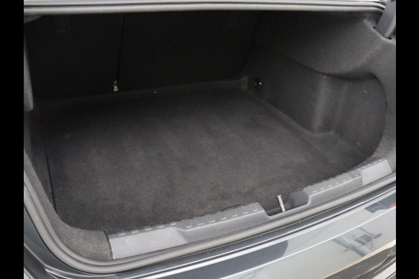 Audi A3 30 TFSI Pro Line | Carplay | Full LED | Climate control | Virtual Cockpit | Parkeerhulp | Cruise control | DAB | Bluetooth