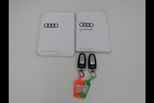 Audi A3 30 TFSI Pro Line | Carplay | Full LED | Climate control | Virtual Cockpit | Parkeerhulp | Cruise control | DAB | Bluetooth