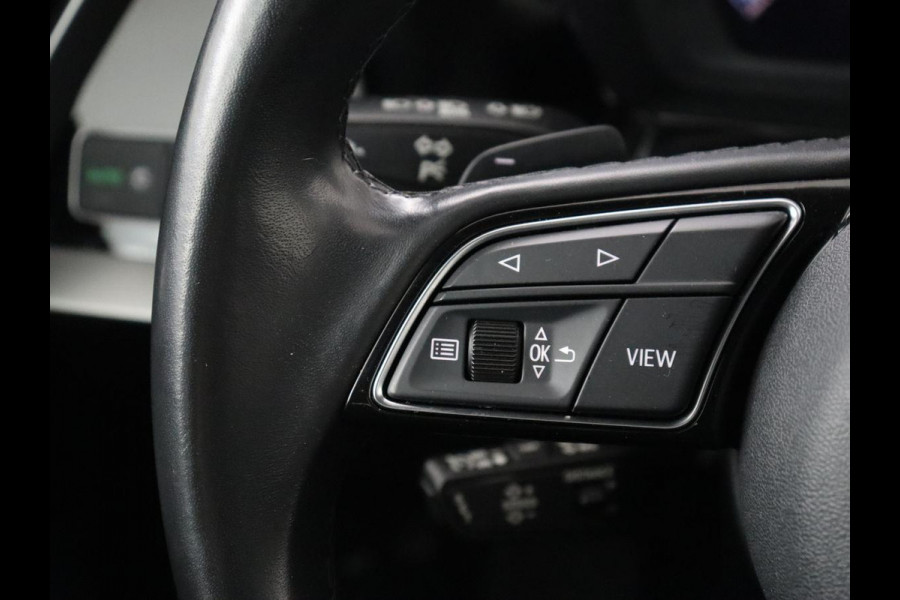 Audi A3 30 TFSI Pro Line | Carplay | Full LED | Climate control | Virtual Cockpit | Parkeerhulp | Cruise control | DAB | Bluetooth