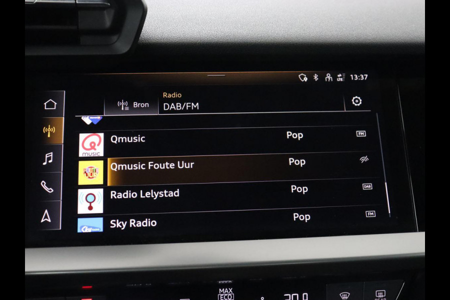 Audi A3 30 TFSI Pro Line | Carplay | Full LED | Climate control | Virtual Cockpit | Parkeerhulp | Cruise control | DAB | Bluetooth