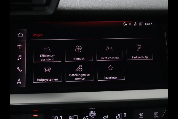 Audi A3 30 TFSI Pro Line | Carplay | Full LED | Climate control | Virtual Cockpit | Parkeerhulp | Cruise control | DAB | Bluetooth