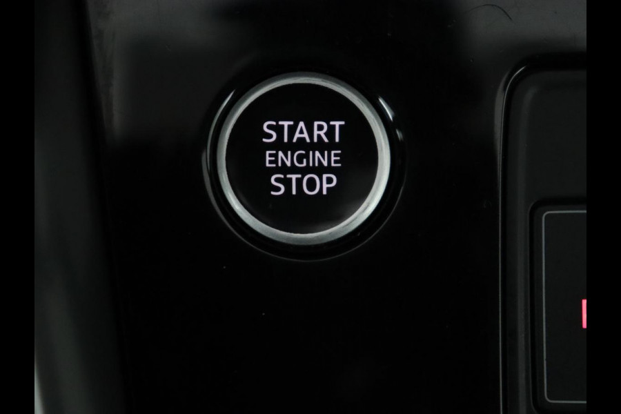 Audi A3 30 TFSI Pro Line | Carplay | Full LED | Climate control | Virtual Cockpit | Parkeerhulp | Cruise control | DAB | Bluetooth