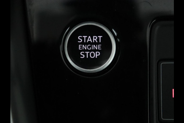 Audi A3 30 TFSI Pro Line | Carplay | Full LED | Climate control | Virtual Cockpit | Parkeerhulp | Cruise control | DAB | Bluetooth