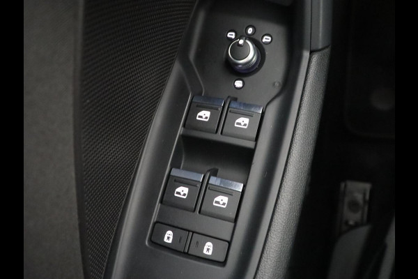 Audi A3 30 TFSI Pro Line | Carplay | Full LED | Climate control | Virtual Cockpit | Parkeerhulp | Cruise control | DAB | Bluetooth