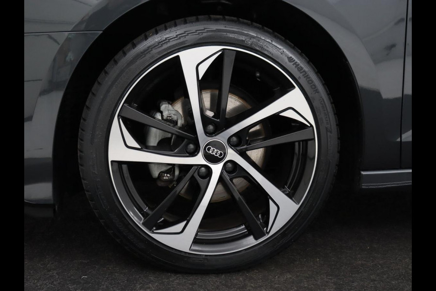 Audi A3 30 TFSI Pro Line | Carplay | Full LED | Climate control | Virtual Cockpit | Parkeerhulp | Cruise control | DAB | Bluetooth