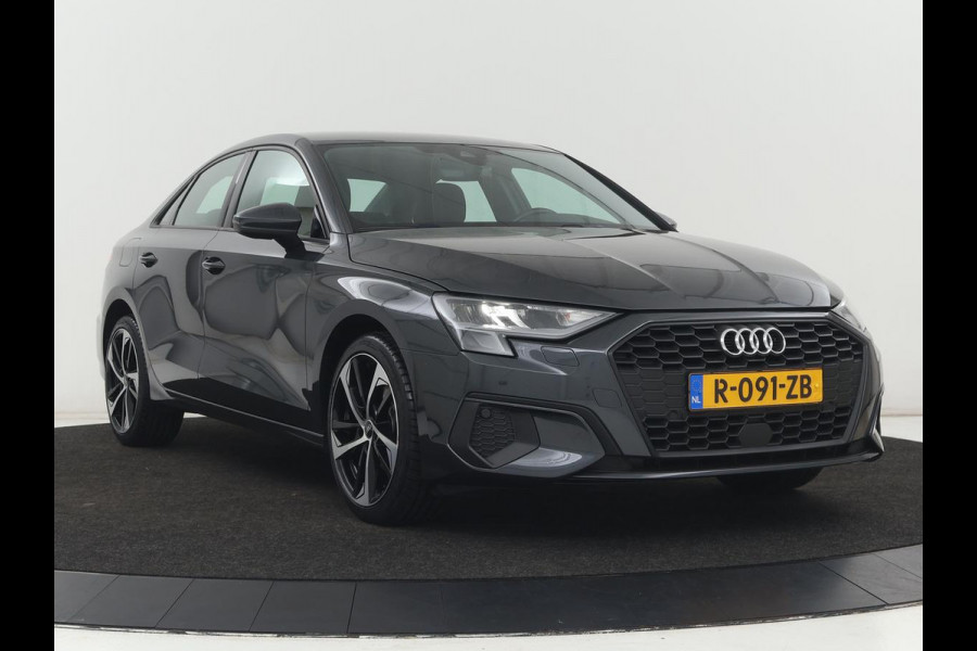 Audi A3 30 TFSI Pro Line | Carplay | Full LED | Climate control | Virtual Cockpit | Parkeerhulp | Cruise control | DAB | Bluetooth