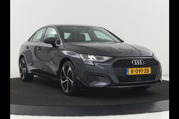 Audi A3 30 TFSI Pro Line | Carplay | Full LED | Climate control | Virtual Cockpit | Parkeerhulp | Cruise control | DAB | Bluetooth