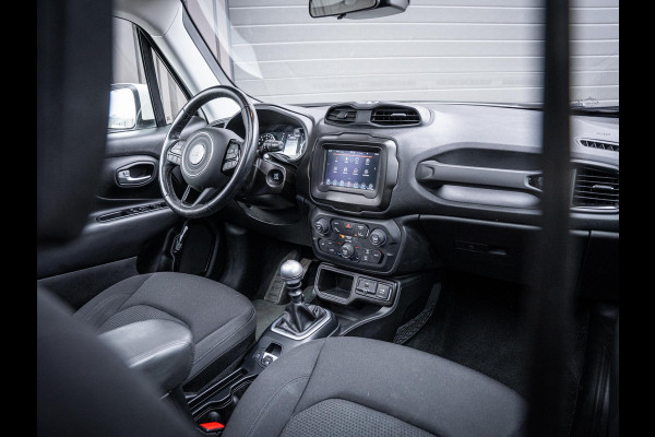 Jeep Renegade 1.0T Limited - Black series l Bull Bar l Pano l Auto Carplay