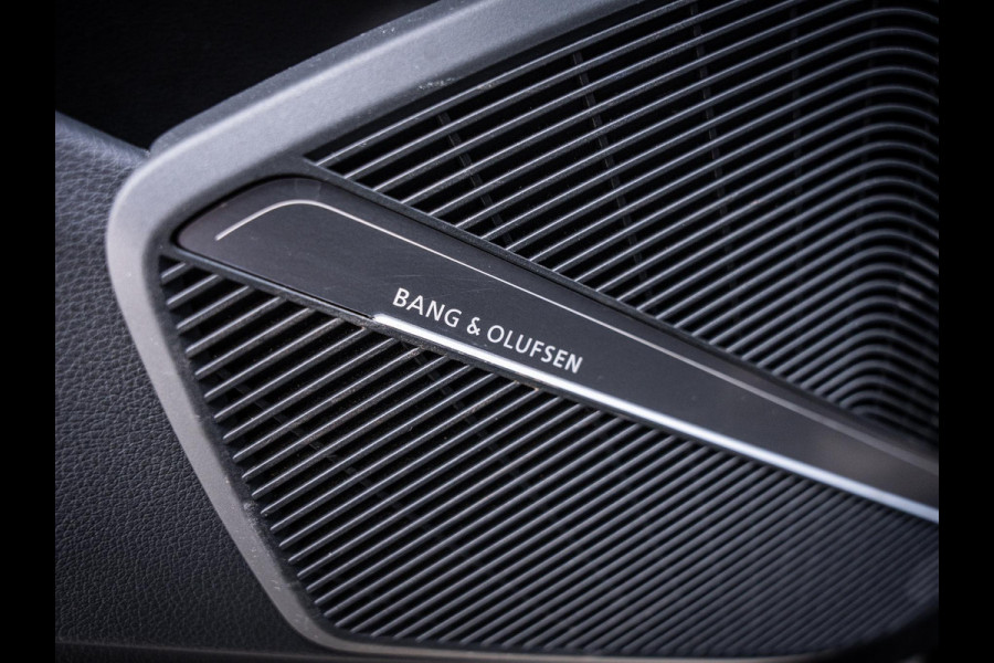 Audi Q5 55 TFSI e S edition Competition - S-Line l Vol opties! l Luchtv. l Pano l Trekh.