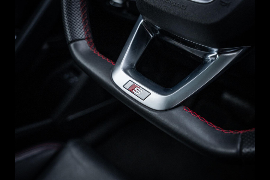Audi Q5 55 TFSI e S edition Competition - S-Line l Vol opties! l Luchtv. l Pano l Trekh.