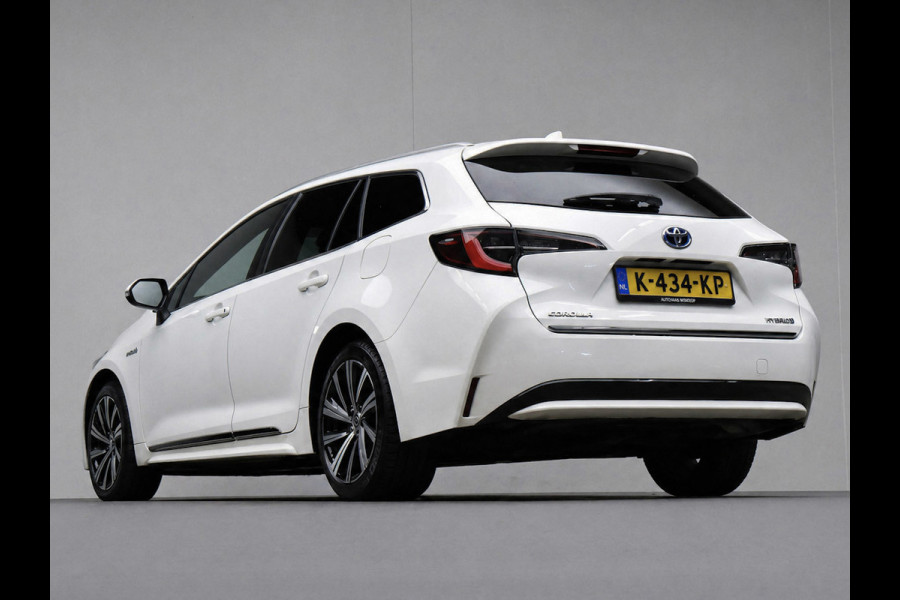 Toyota Corolla Touring Sports 1.8 Hybrid Business Plus Sport (APPLE CARPLAY,NAVI,CAMERA,STOELVERWARMING,CRUISE,GETINT,LM VELGEN)