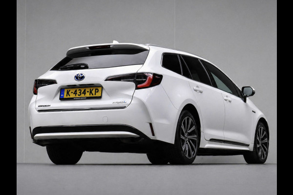 Toyota Corolla Touring Sports 1.8 Hybrid Business Plus Sport (APPLE CARPLAY,NAVI,CAMERA,STOELVERWARMING,CRUISE,GETINT,LM VELGEN)