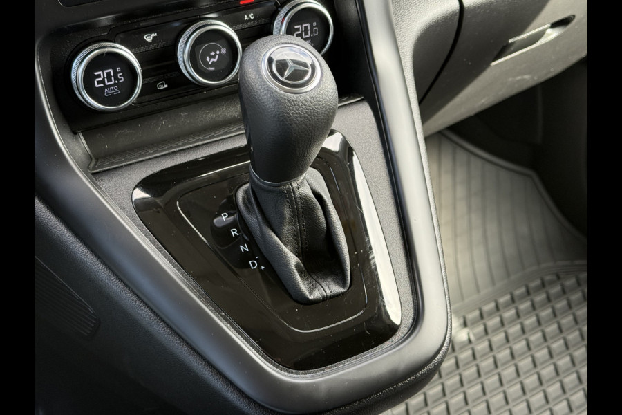 Mercedes-Benz eCitan 51 kWh / L2H1 / TREKHAAK / 3-ZITS /**7.445 KM!!** / CAMERA / CRUISE / ECC / CARPLAY