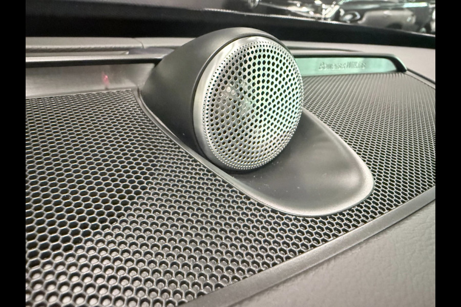 Volvo XC90 2.0 T8 Recharge AWD Ultimate Dark 7P LONG RANGE PANO/LUCHTV/B&W/STOELVENTILATIE/LEDER/H-UP/DAB/360CAM///