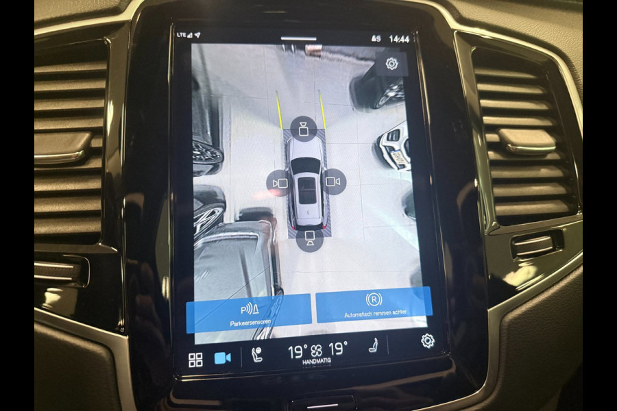 Volvo XC90 2.0 T8 Recharge AWD Ultimate Dark 7P LONG RANGE PANO/LUCHTV/B&W/STOELVENTILATIE/LEDER/H-UP/DAB/360CAM///