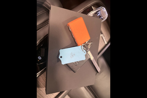 Volvo XC90 2.0 T8 Recharge AWD Ultimate Dark 7P LONG RANGE PANO/LUCHTV/B&W/STOELVENTILATIE/LEDER/H-UP/DAB/360CAM///