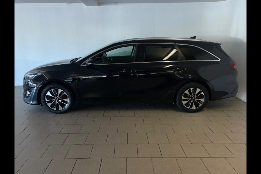 Kia Ceed Sportswagon 1.6 GDI PHEV DynamicPlusLine PLUG IN HYBRID AUTOMAAT AIRCO NAVI CRUISE STUURVERW STOELVERW VELGEN NIEUWSTAAT