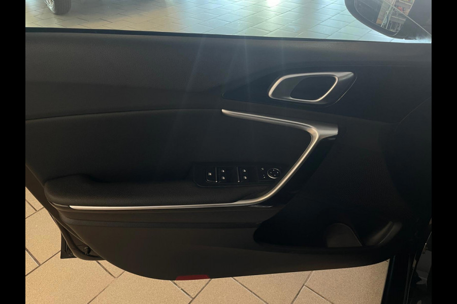 Kia Ceed Sportswagon 1.6 GDI PHEV DynamicPlusLine PLUG IN HYBRID AUTOMAAT AIRCO NAVI CRUISE STUURVERW STOELVERW VELGEN NIEUWSTAAT