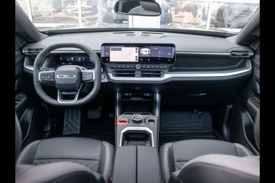 Jeep Compass First Edition 74 kWh | Direct leverbaar | Adapt. Cruise | Camera | Carplay | 20" | Elektr. A-Klep | Navi | Winter Pack | Schuif/Kanteldak | Premium Pack | Conv. Pack | Warmtepomp