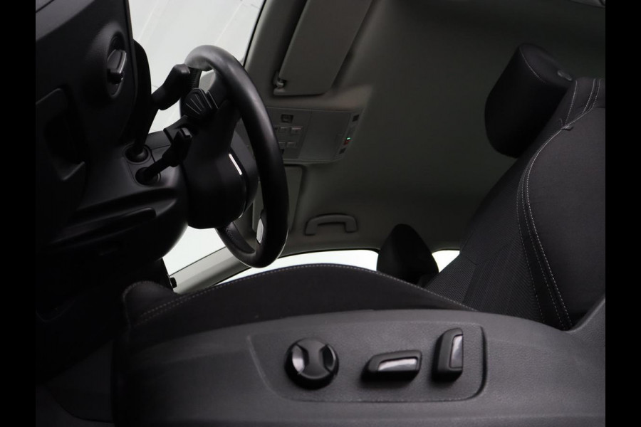 Škoda Superb 1.4 TSI iV Business Edition Plus | SOH 90,1% | Trekhaak | Stoelverwarming | Adaptive cruise | Carplay | Camera | Achterbankverwarming | Navigatie | Keyless | Side Assist | Full LED | PHEV | Plug In