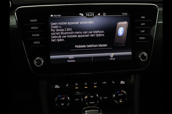 Škoda Superb 1.4 TSI iV Business Edition Plus | SOH 90,1% | Trekhaak | Stoelverwarming | Adaptive cruise | Carplay | Camera | Achterbankverwarming | Navigatie | Keyless | Side Assist | Full LED | PHEV | Plug In