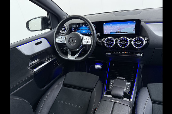 Mercedes-Benz B-Klasse 250e AMG // SoH 92,3% // Trekhaak // Carplay // Camera // Sfeerverlichting // Nightpakket // LED koplampen