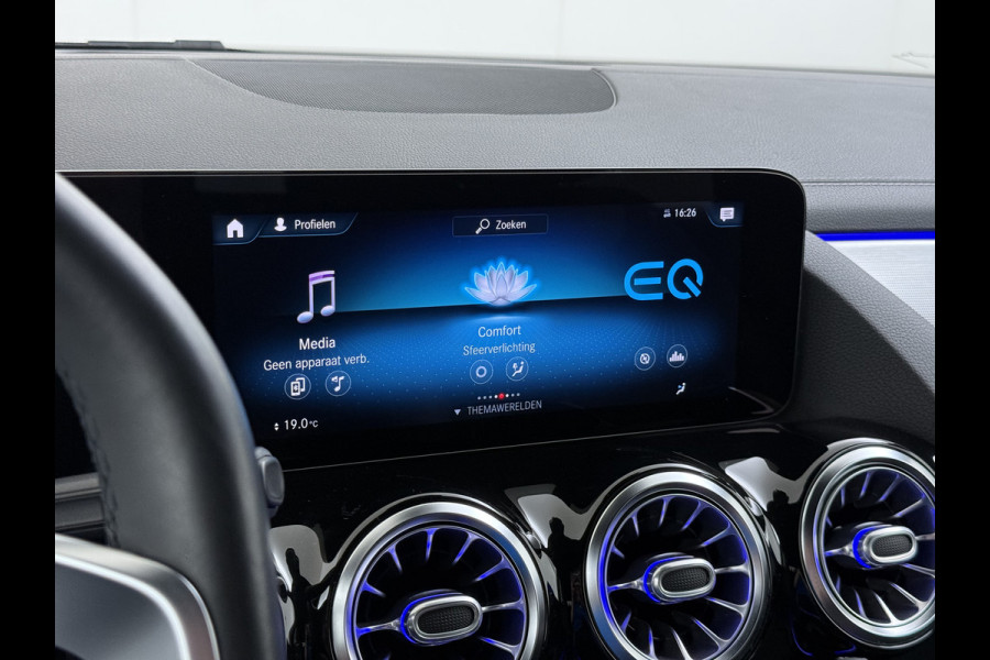 Mercedes-Benz B-Klasse 250e AMG // SoH 92,3% // Trekhaak // Carplay // Camera // Sfeerverlichting // Nightpakket // LED koplampen