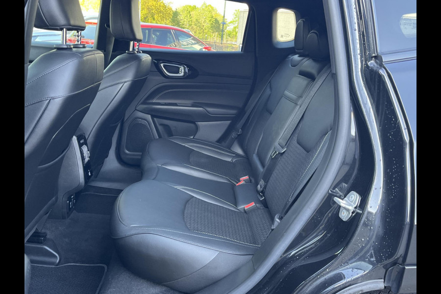 Jeep Compass 4xe 240 Plug-in Hybrid Electric 80th Anniversary Jeep Compass 4Xe | PHEV | ADAPTIVE CROUSE CONTROL | APPLE CARPLAY | STOEL+STUURWIEL VERWARMING | ACHTERUIT RIJ CAMERA |